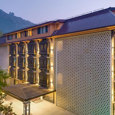 Hotel Snowland, Srinagar Экстерьер фото