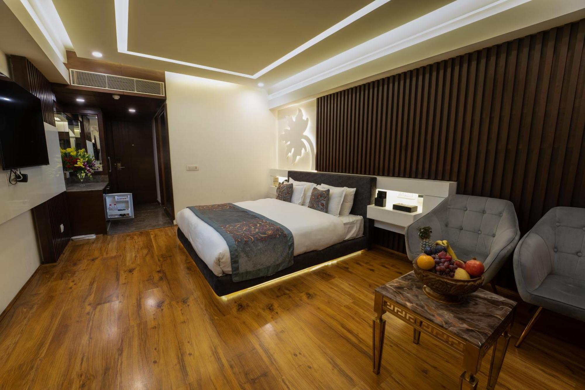 Hotel Snowland, Srinagar Экстерьер фото